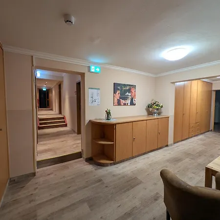 & Restaurant Roesselsquelle *