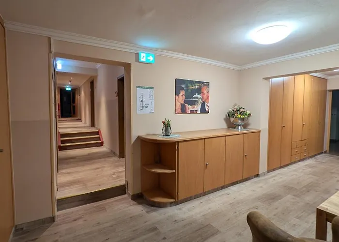 & Restaurant Roesselsquelle *